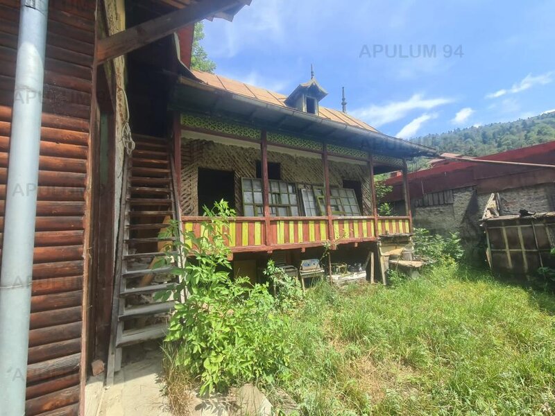 Teren cu constructie de vanzare in Busteni - Zona Lidl